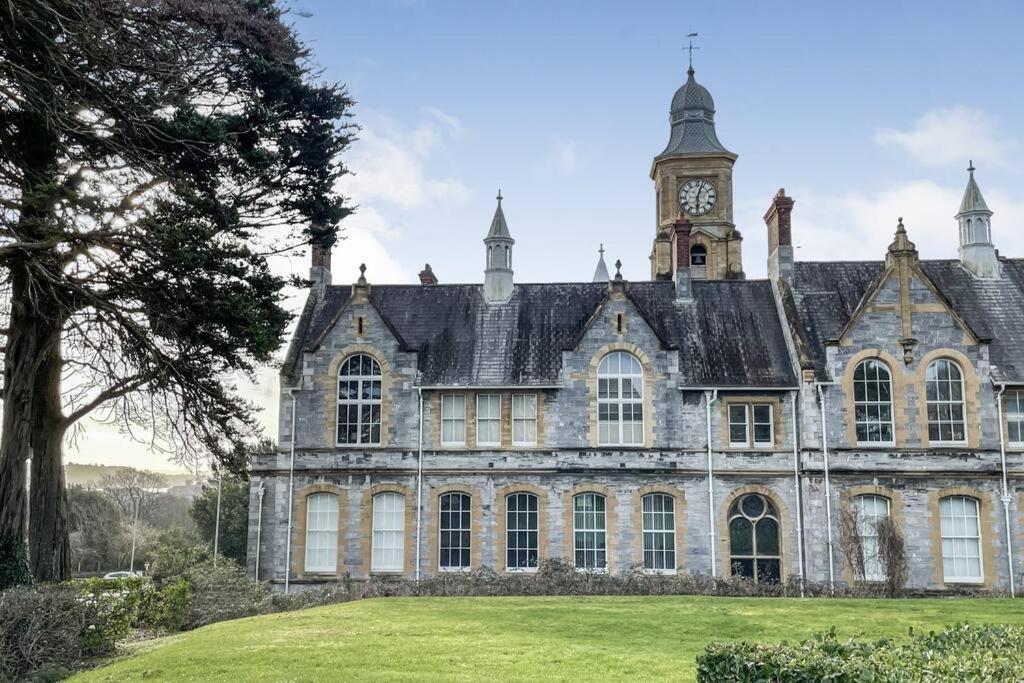 Lofty Apartment In Plymouth Luaran gambar